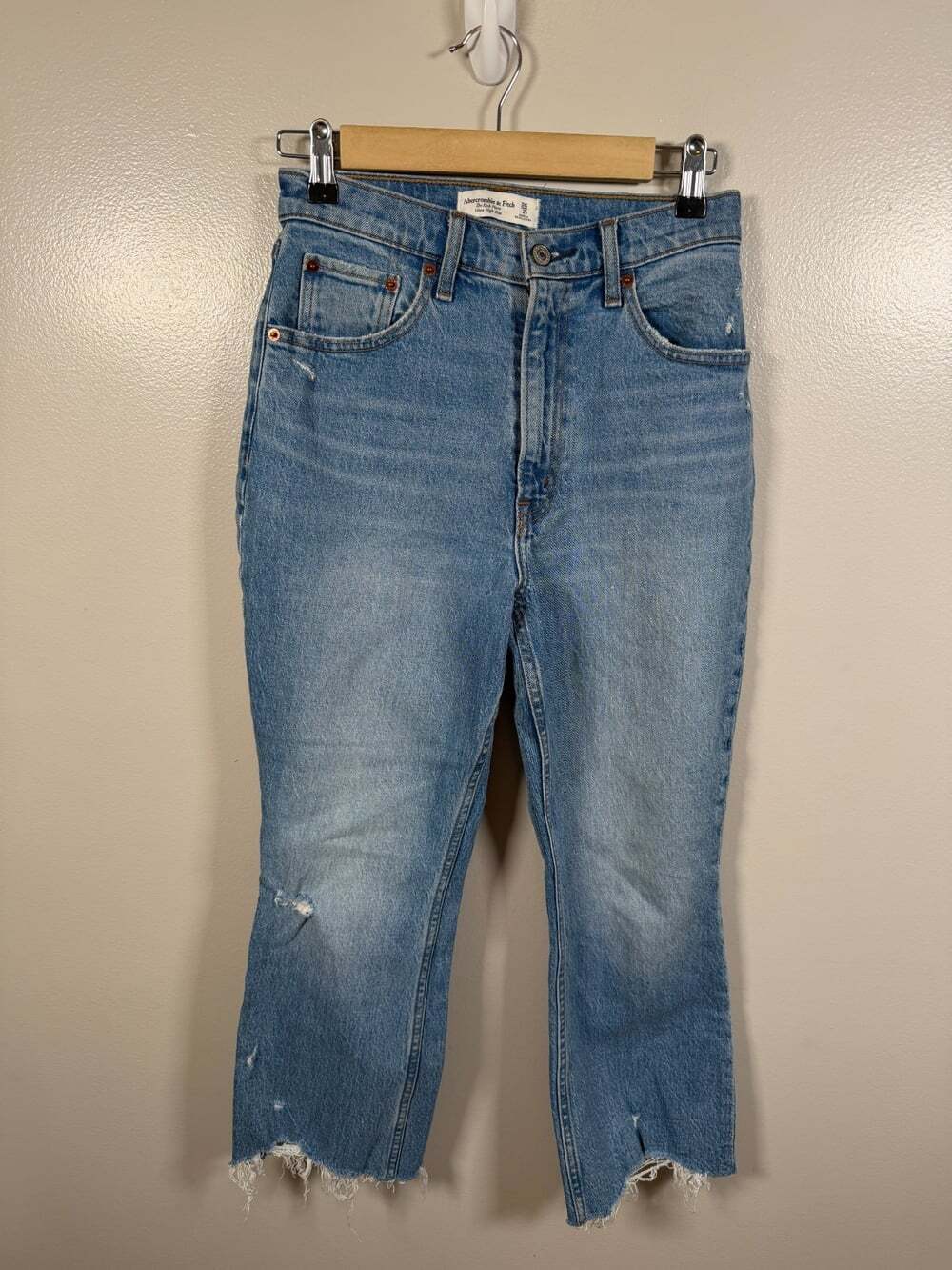 Abercrombie Kick Flare Ultra High Rise Jeans Size 2 Short Petite Blue Denim
